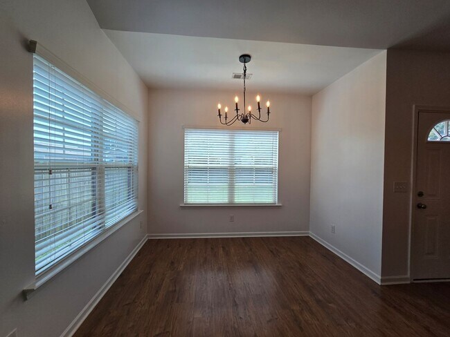 Building Photo - 1760 Musket Trail