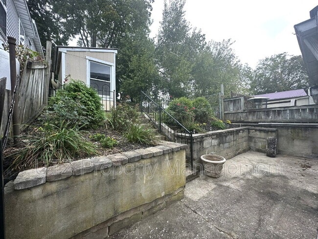 Building Photo - 29 John St