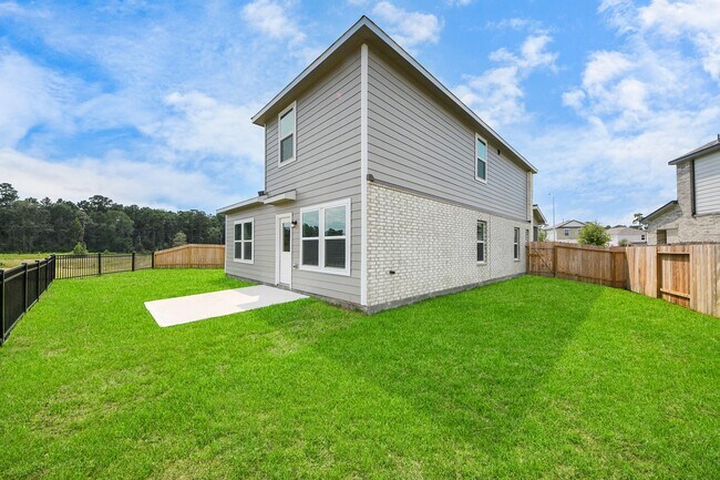 Building Photo - 135 Alset Dr