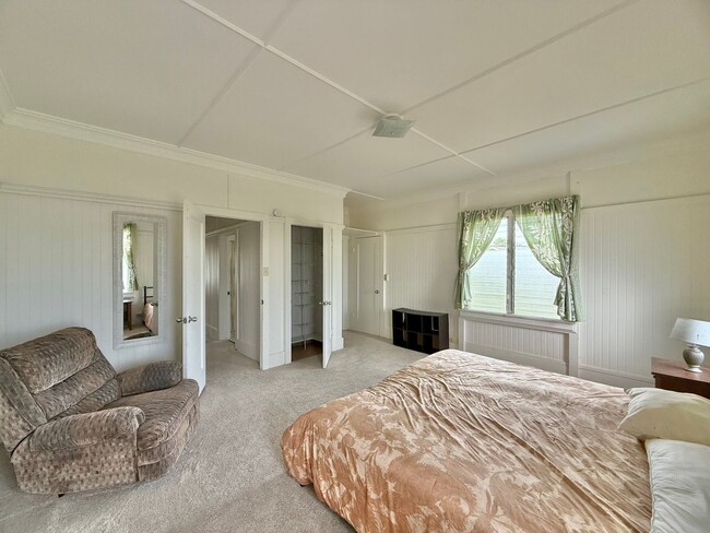 Building Photo - Partially Furnished Spacious 5 Bedroom / 2 Bathroom Home with Ocean View – Sandhills