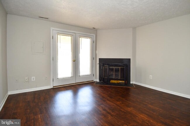 Building Photo - 1648 Fieldthorn Dr