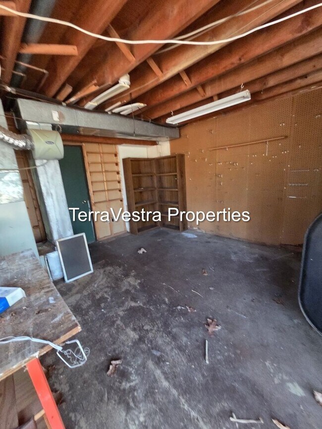 Building Photo - 3 Bed 2.5 Bath in Sicklerville! Eligible for $500 Security Deposit.