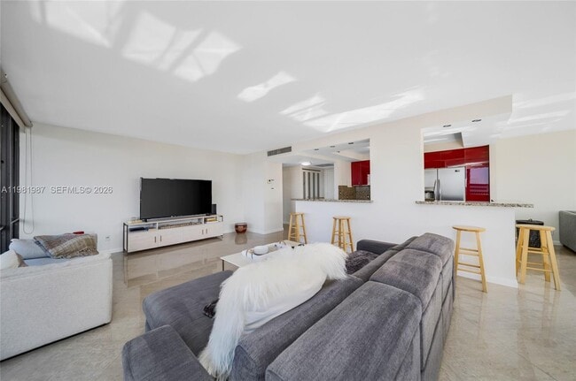 Building Photo - 2017 S Ocean Dr