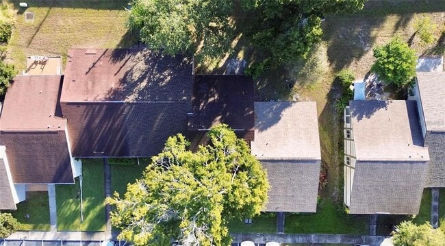 Building Photo - 2928 Bancroft Cir E