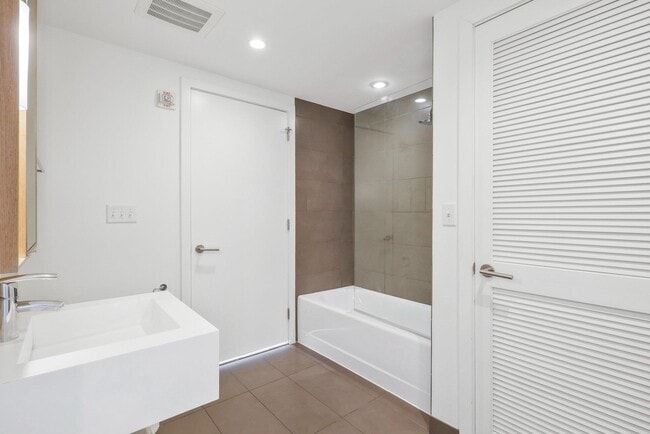 Building Photo - 1515 15th St NW