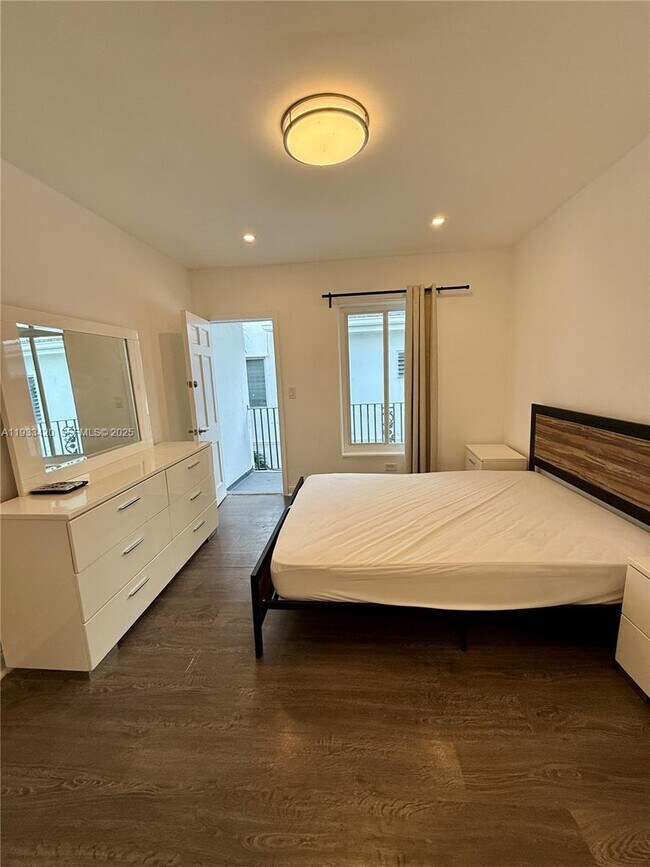 Building Photo - 1538 Jefferson Ave