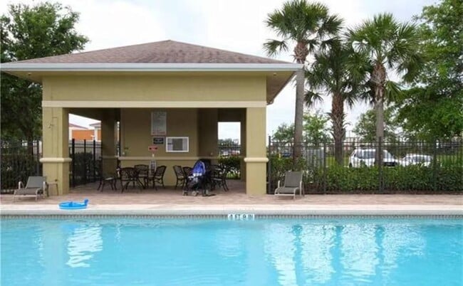 Building Photo - 9063 Gervais Cir