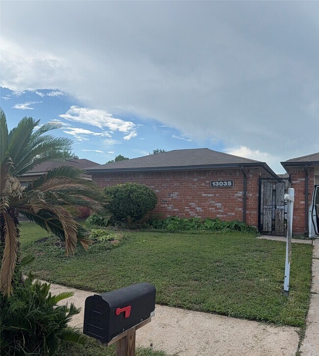 Primary Photo - 13035 Bassford Dr