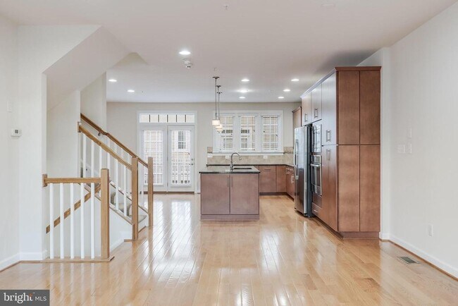 Building Photo - 3104 Magellan Ct