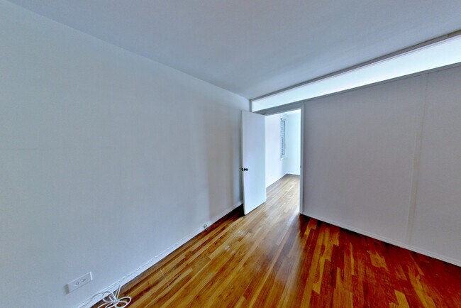 Building Photo - 340 East 58th Street