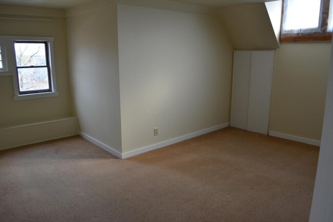 Building Photo - 1353 Highland St