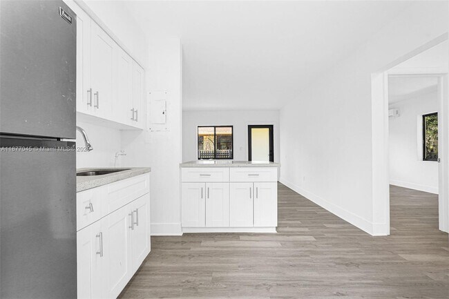 Building Photo - 173 NW 56th St