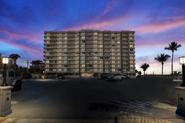 Building Photo - 3301 S Ocean Blvd