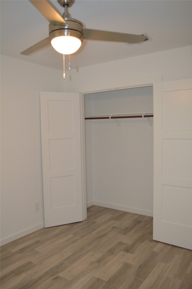 Building Photo - 10313 Cascade Range Ln