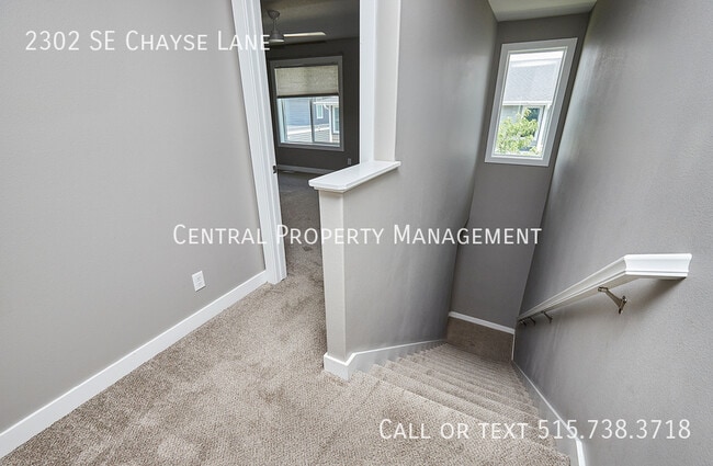 Building Photo - 2302 SE Chayse Ln