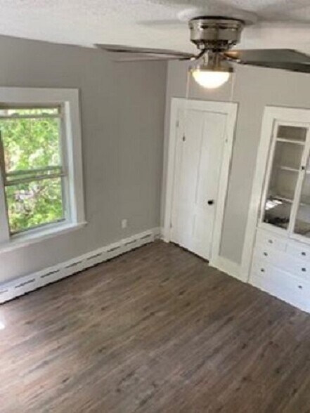 Dining Room - 21 Vestry St