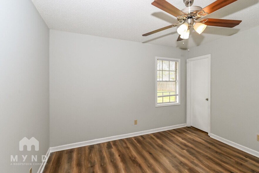 Building Photo - 2593 Courtney Dr