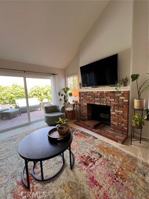 Building Photo - 6 Willowgrove