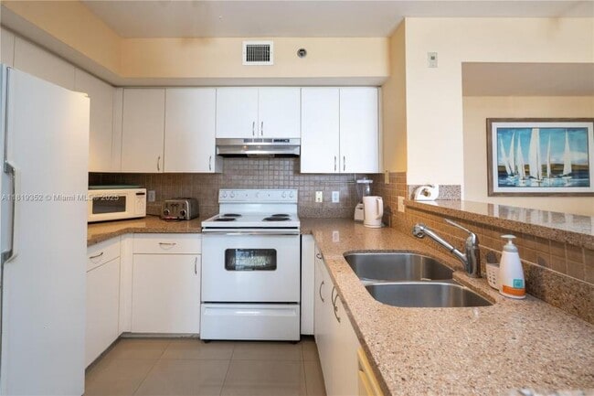 Building Photo - 2 bedroom in Aventura FL 33180