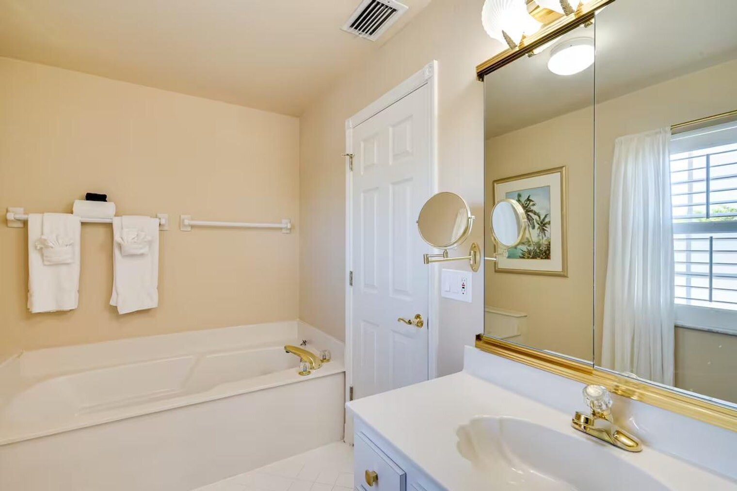 Building Photo - 4563 Brainard Bayou Rd