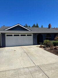 Building Photo - 4 bedroom Blossom Valley home near Kaiser ...