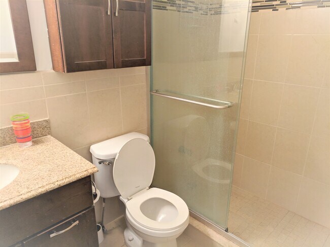 Bathroom - 922 24th St NW