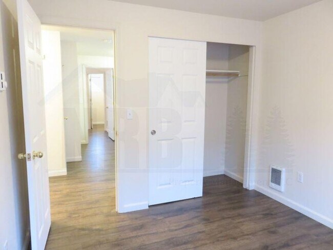 Building Photo - BPoint Properties (4324) EOM SELLING 6/1/25