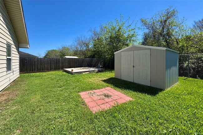 Building Photo - 3455 Angel Ln