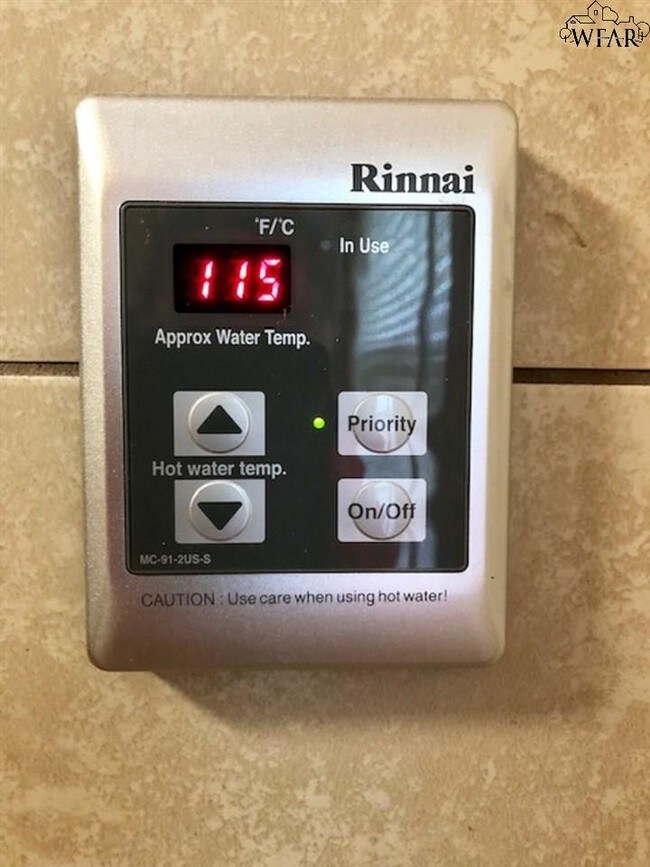 Building Photo - 8012 W Hwy St