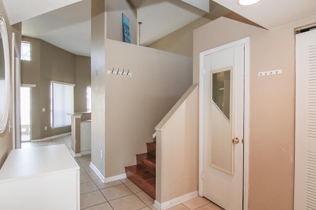 Building Photo - 4807 Via Palm Lakes Via