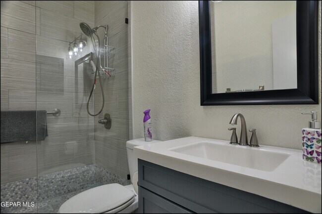 Building Photo - 237 N Alto Mesa Dr