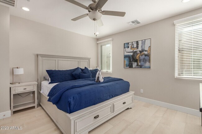 Building Photo - 7550 E Osborn Rd