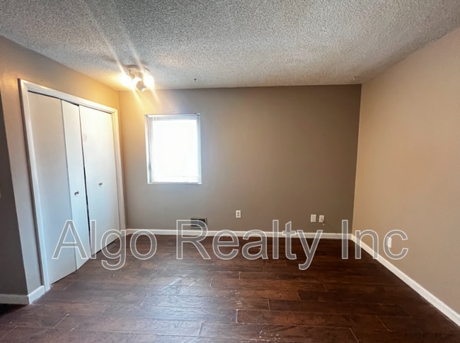 Building Photo - 7725 Tessman Dr