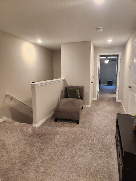 Building Photo - 10488 Shady Preserve Dr