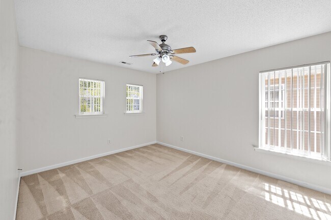 Building Photo - 6571 Guard Hill Dr