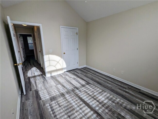 Building Photo - 89 Carlisle Ln