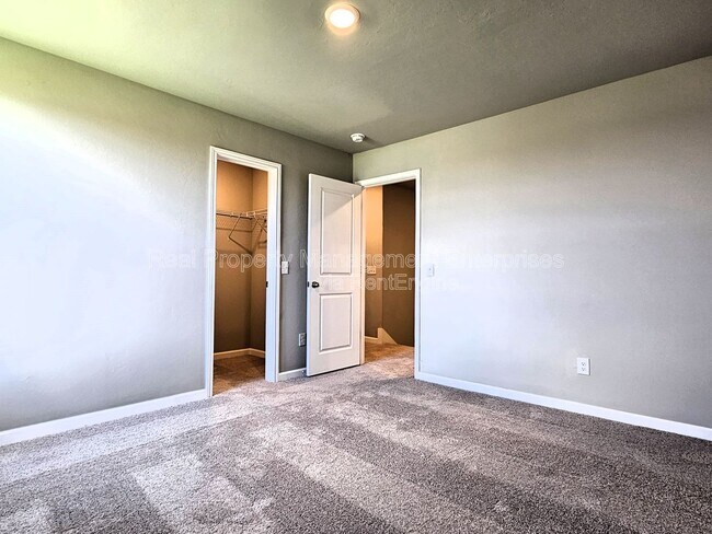 Building Photo - 1616 Amaranth Ln