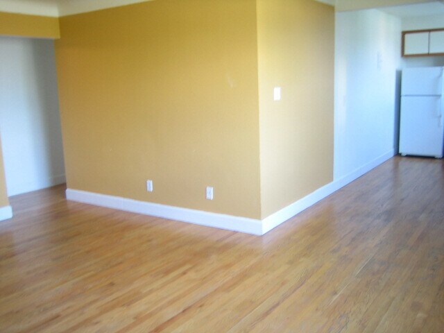 Building Photo - 2295 E Asbury Ave