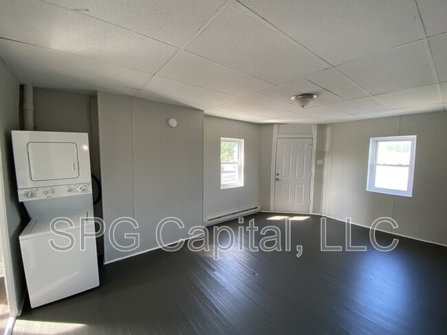 Building Photo - 201 N Broad St