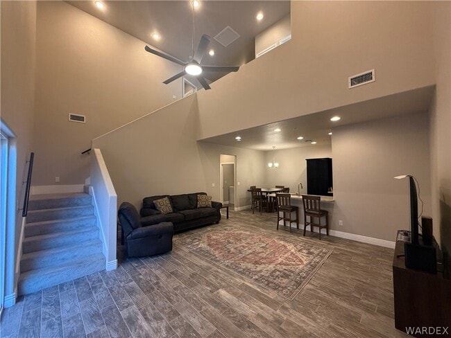 Building Photo - 3289 Tierra del Sol Dr