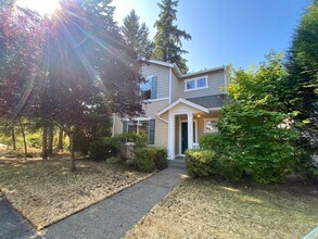 Building Photo - DuPont 3 bedroom home