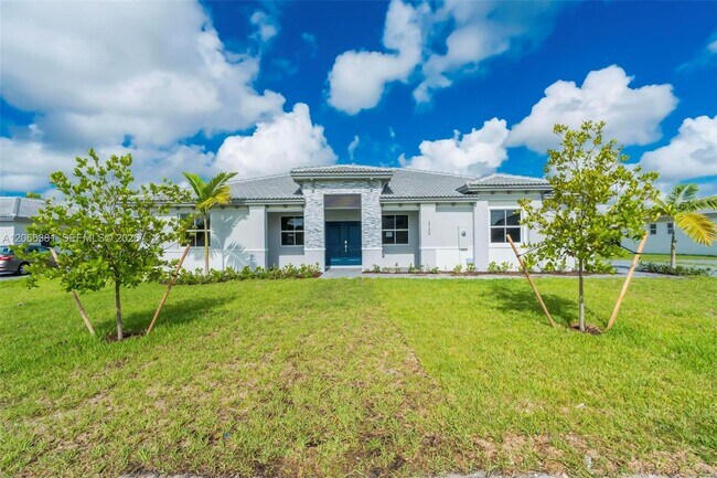 Building Photo - 27308 SW 159th Ct