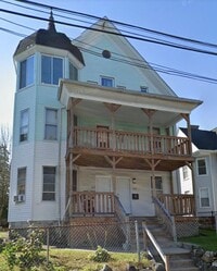 Building Photo - 225 Willow St