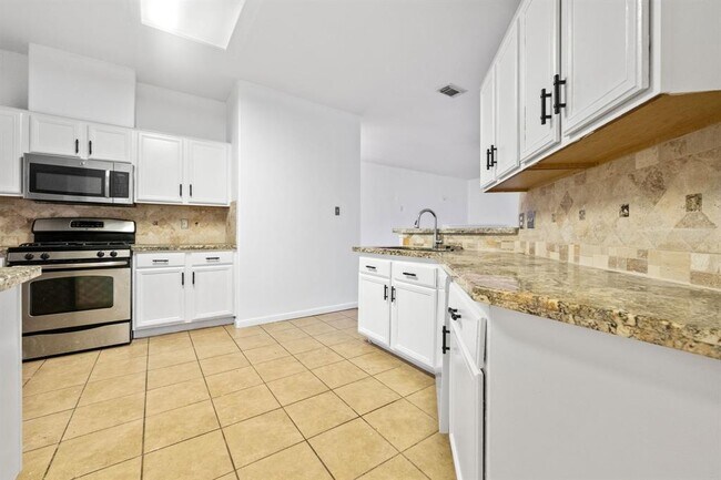 Building Photo - 18435 Emory Brook Ct