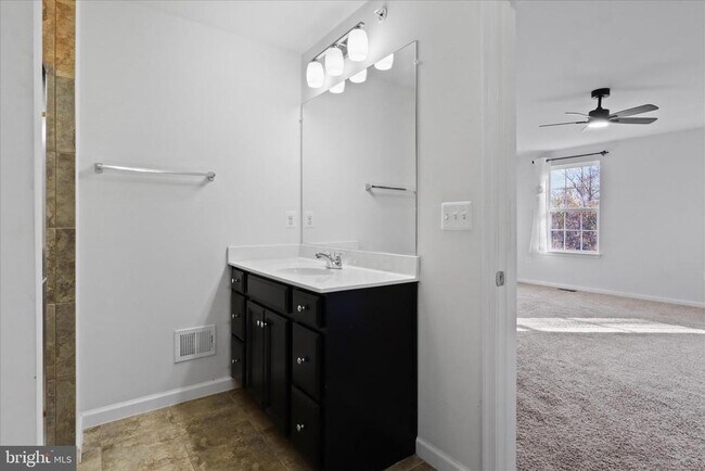 Building Photo - 14766 Malloy Ct