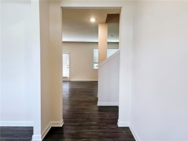 Building Photo - 274 Walnut Grv Wy