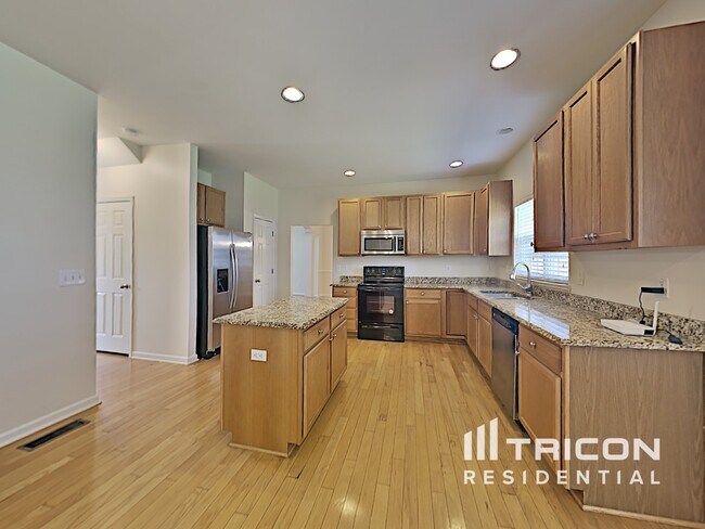 Building Photo - 2608 Peabody Ct