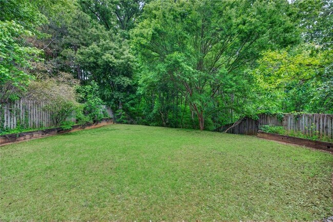 Building Photo - 3380 Serenade Ct