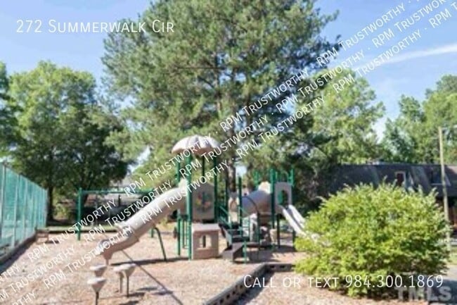 Building Photo - 272 Summerwalk Cir