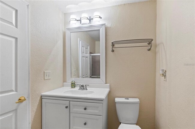 Building Photo - 534 Orange Dr